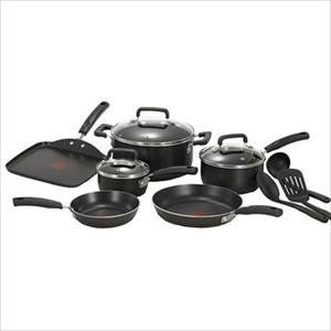 Signature Non-Stick 12-Piece Cookware Set - Black Product Image