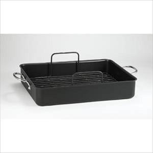 Specialty Non-Stick Roaster with Rack Product Image