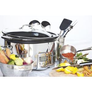 4 Qt. Slow Cooker with Black Ceramic Insert Product Image